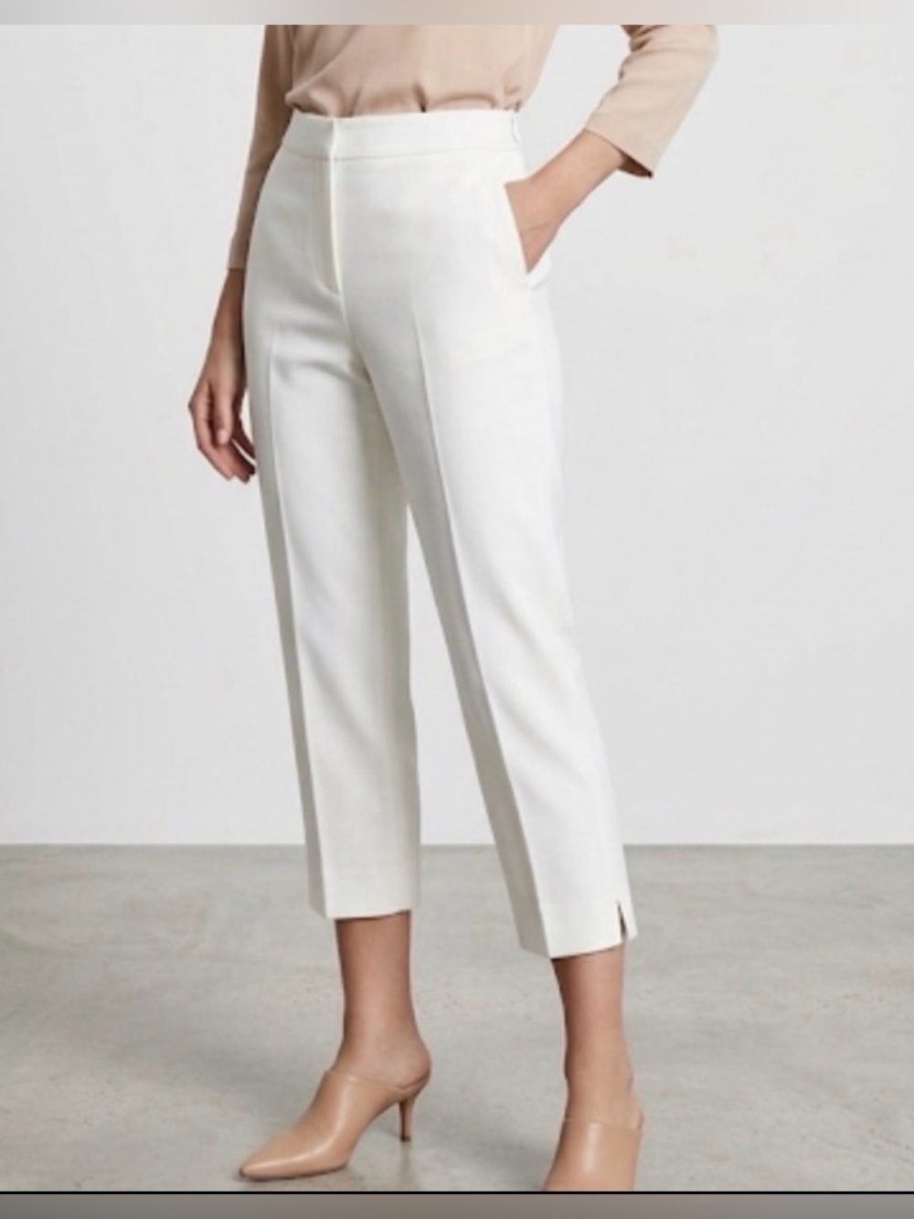 💕 Talbots NWT Chatham Crop Pant. Side zip. No pockets. Slit at hem. Stretch